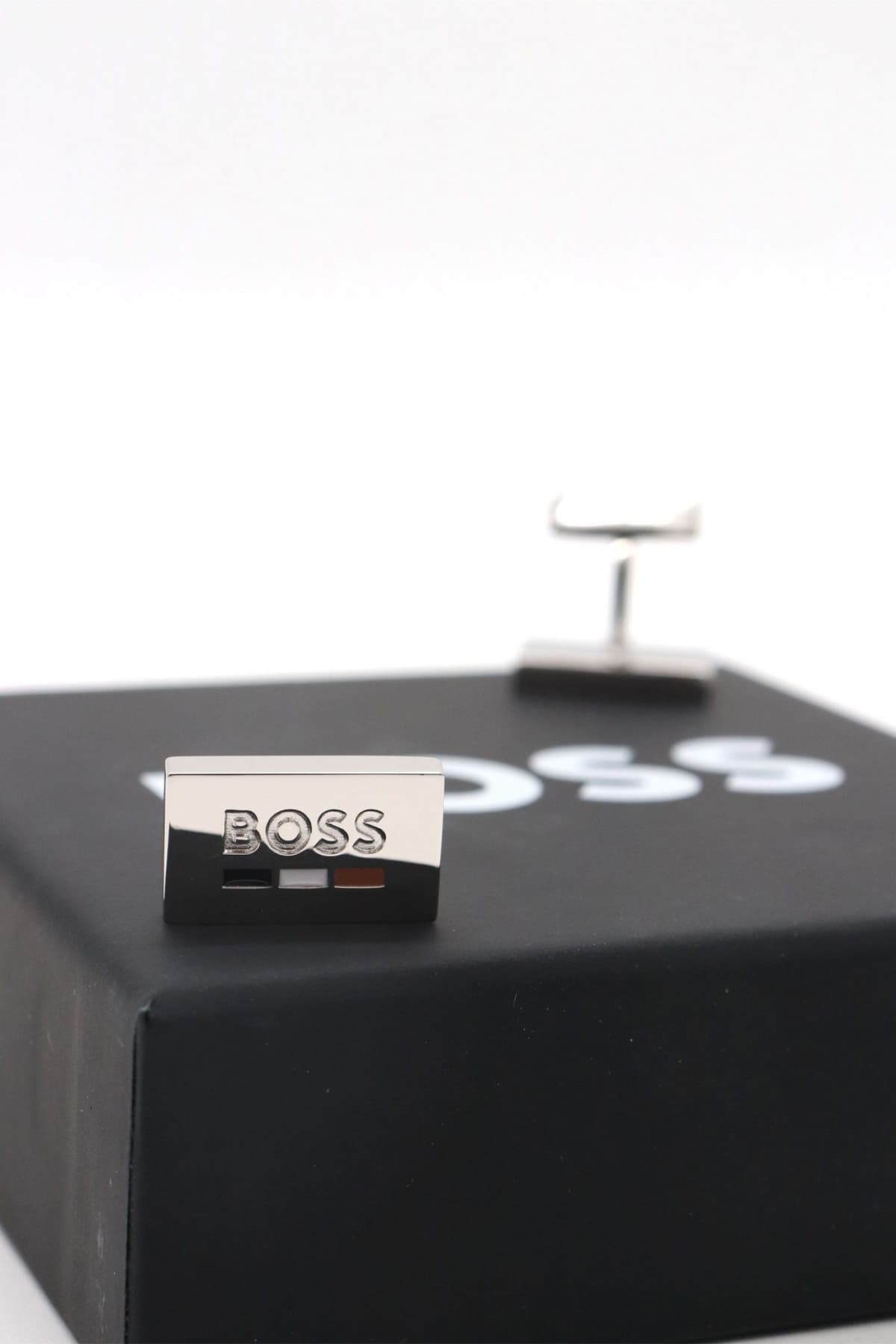 BOSS ΜΑΝΙΚΕΤΟΚΟΥΜΠΑ B-ICONICDET-CUF ΑΣΗΜΙ