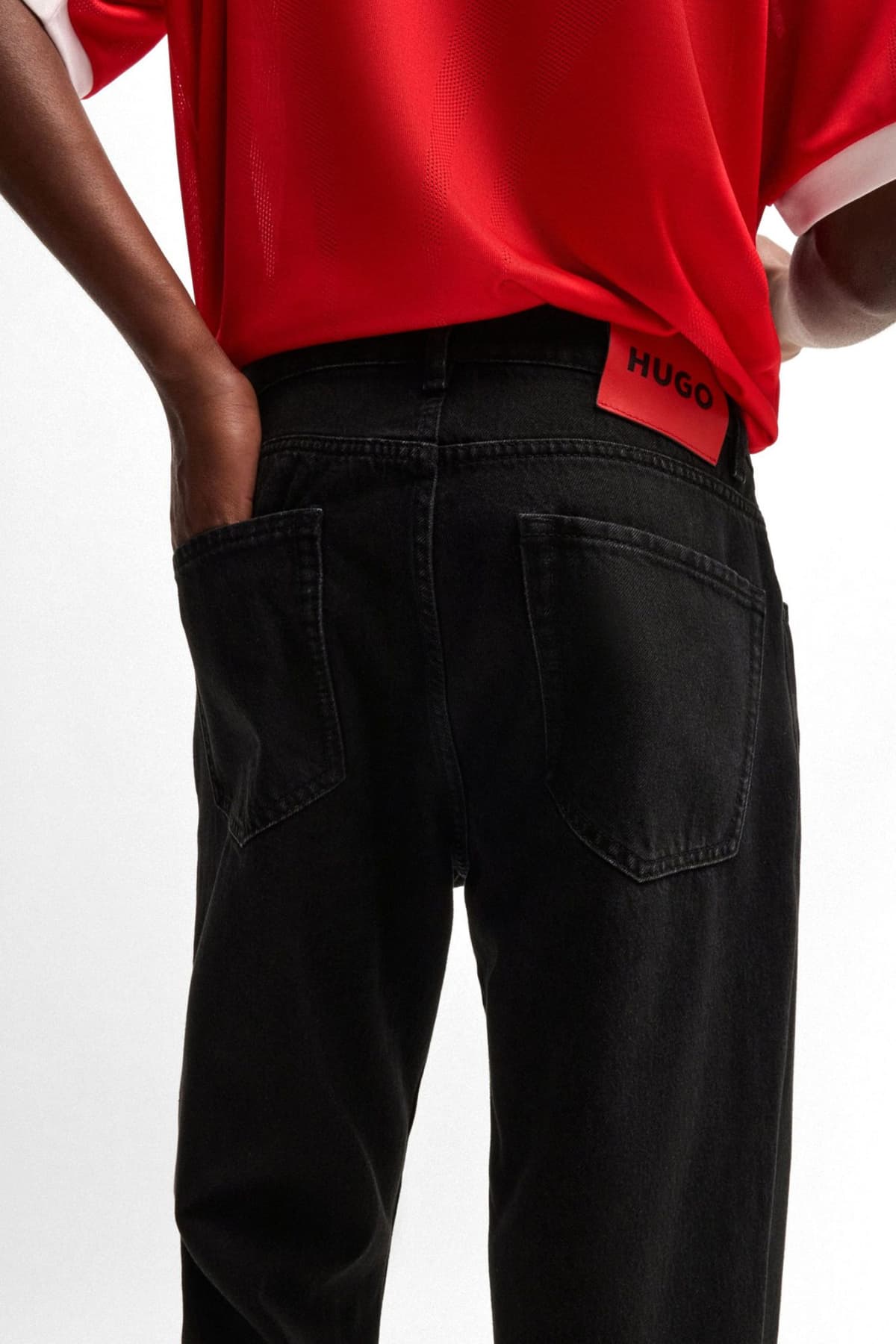 HUGO ΠΑΝΤΕΛΟΝΙ JEANS 838 TAPERED FIT ΜΑΥΡΟ