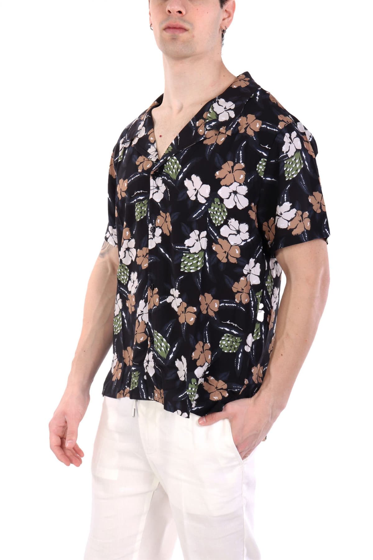 BOSS BEACHWEAR ΠΟΥΚΑΜΙΣΟ BEACH SHIRT FLORAL ΜΑΥΡΟ