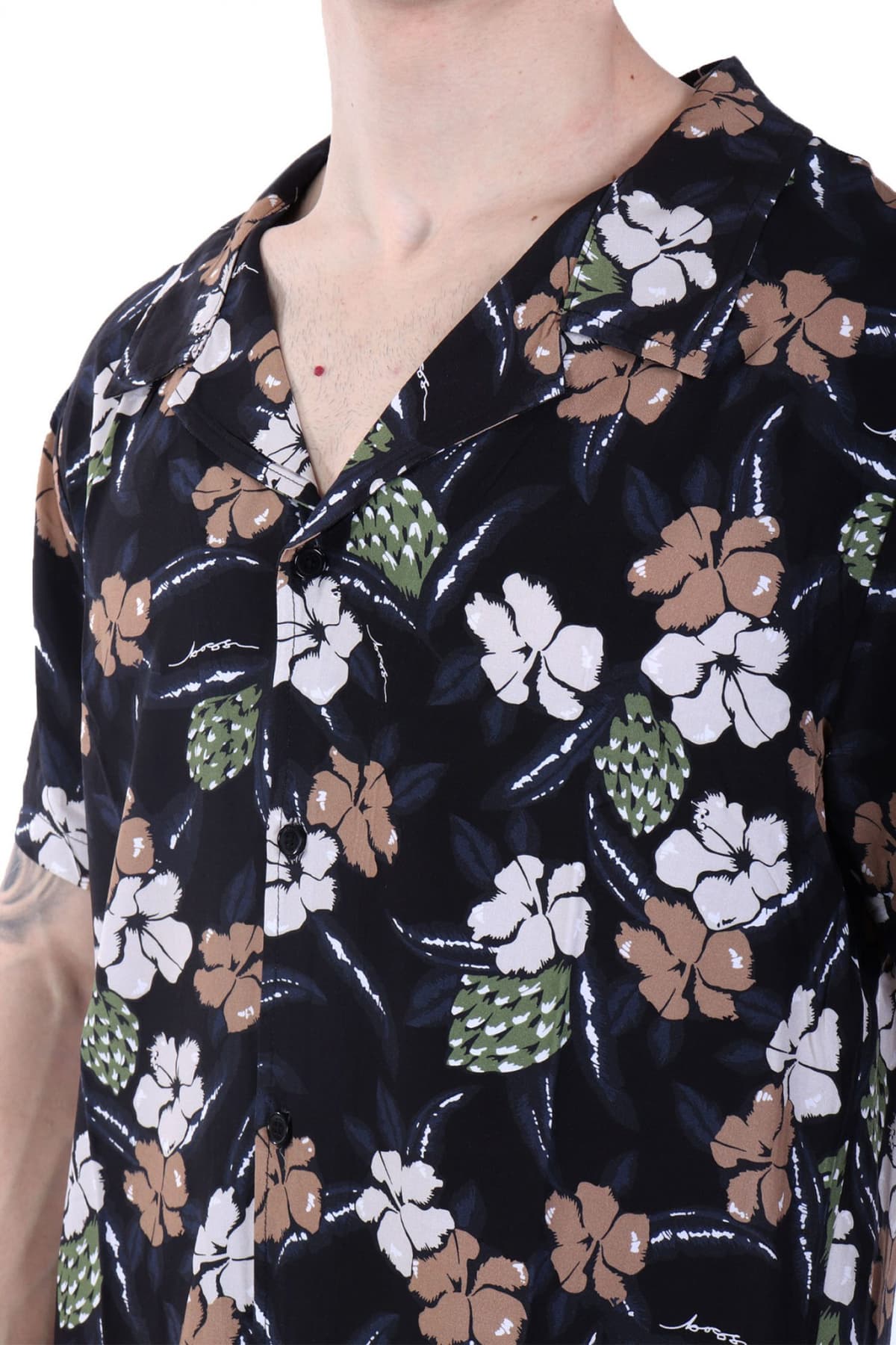 BOSS BEACHWEAR ΠΟΥΚΑΜΙΣΟ BEACH SHIRT FLORAL ΜΑΥΡΟ