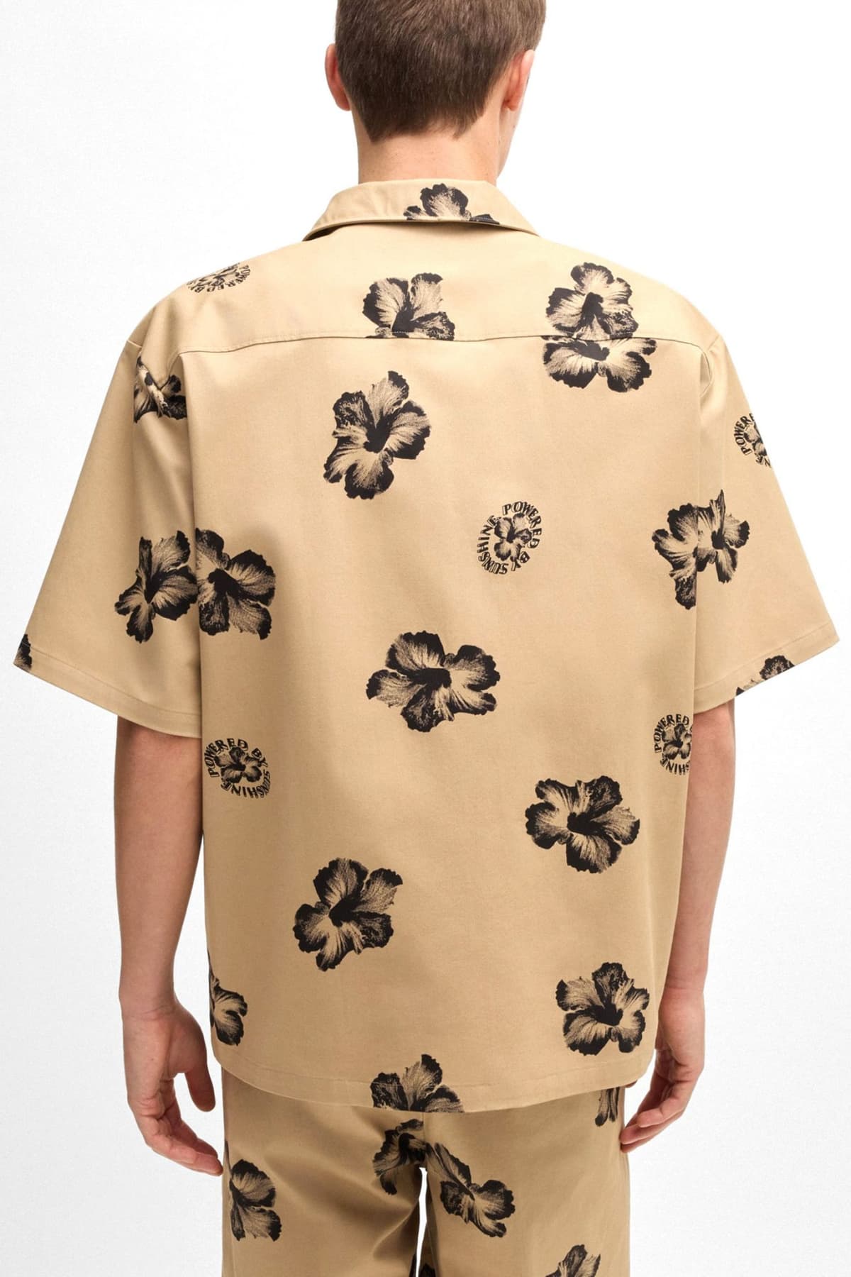 HUGO BLUE ΠΟΥΚΑΜΙΣΟ FLORAL ELIGINO ΜΠΕΖ-ΜΑΥΡΟ