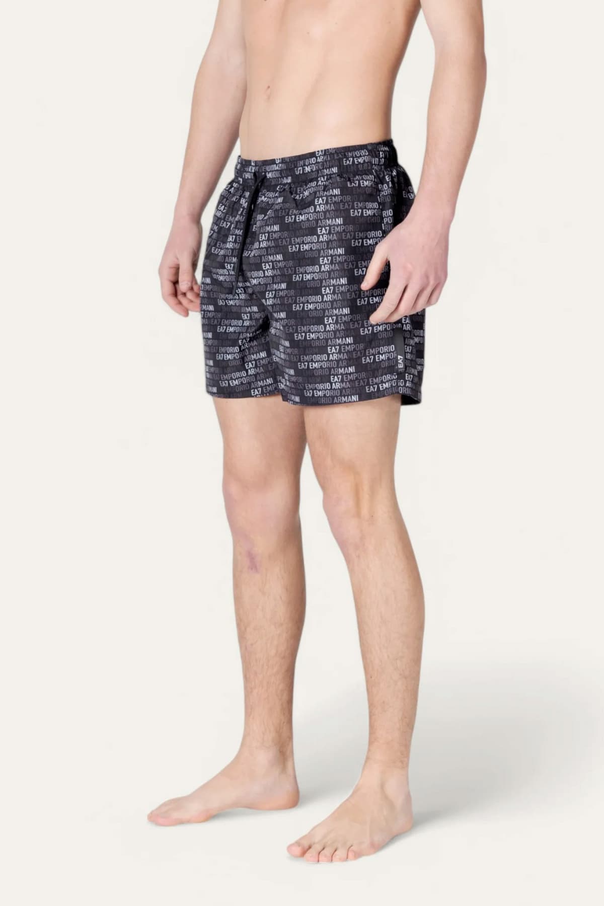 ARMANI 7 ΜΑΓΙΩ ΣΟΡΤΣ ALL OVER LOGO ΜΑΥΡΟ-ΛΕΥΚΟ