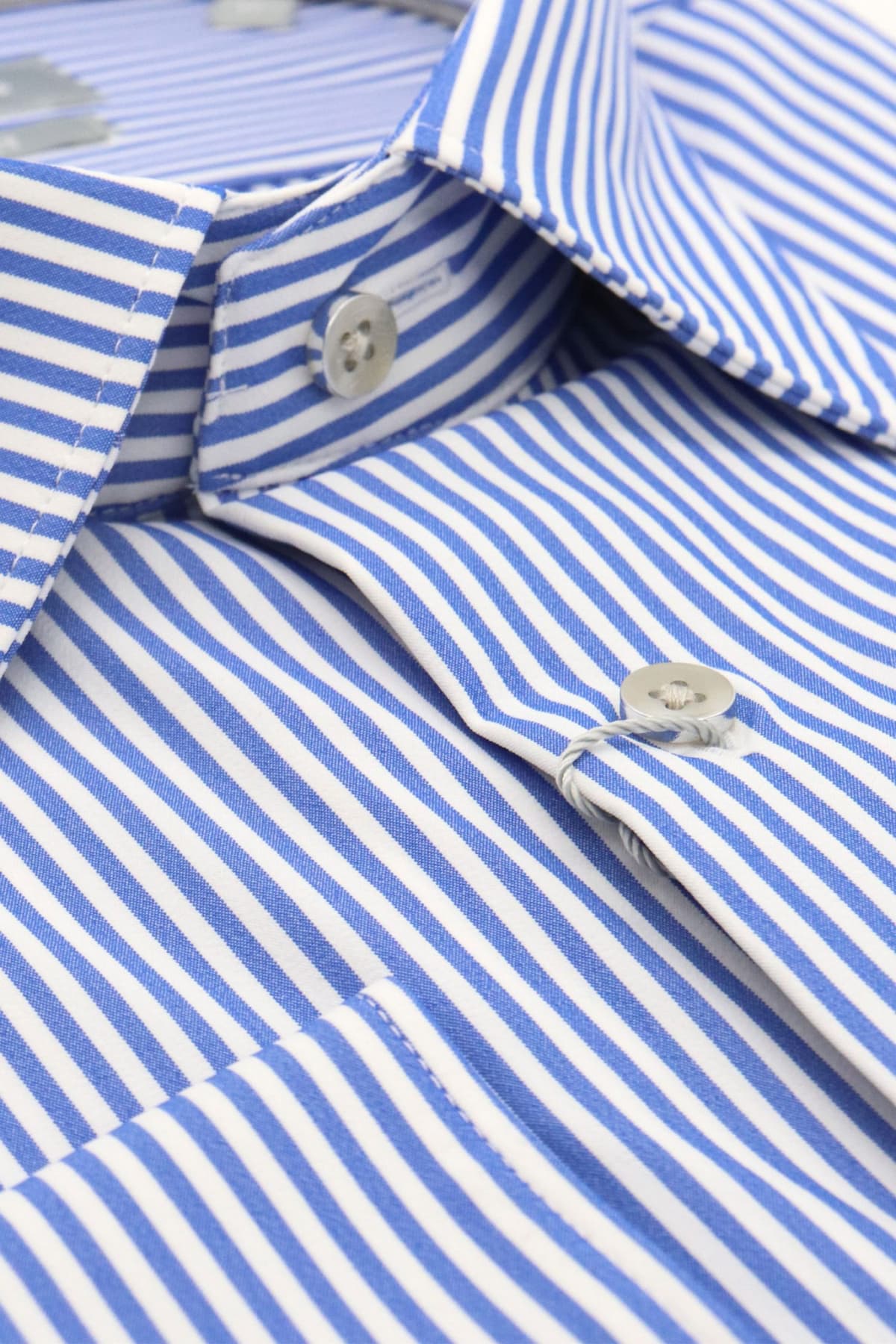 MICHAEL KORS ΠΟΥΚΑΜΙΣΟ ΡΙΓΕ SLIM FIT PERFORMANCE DOBBY ΜΠΛΕ-ΛΕΥΚΟ