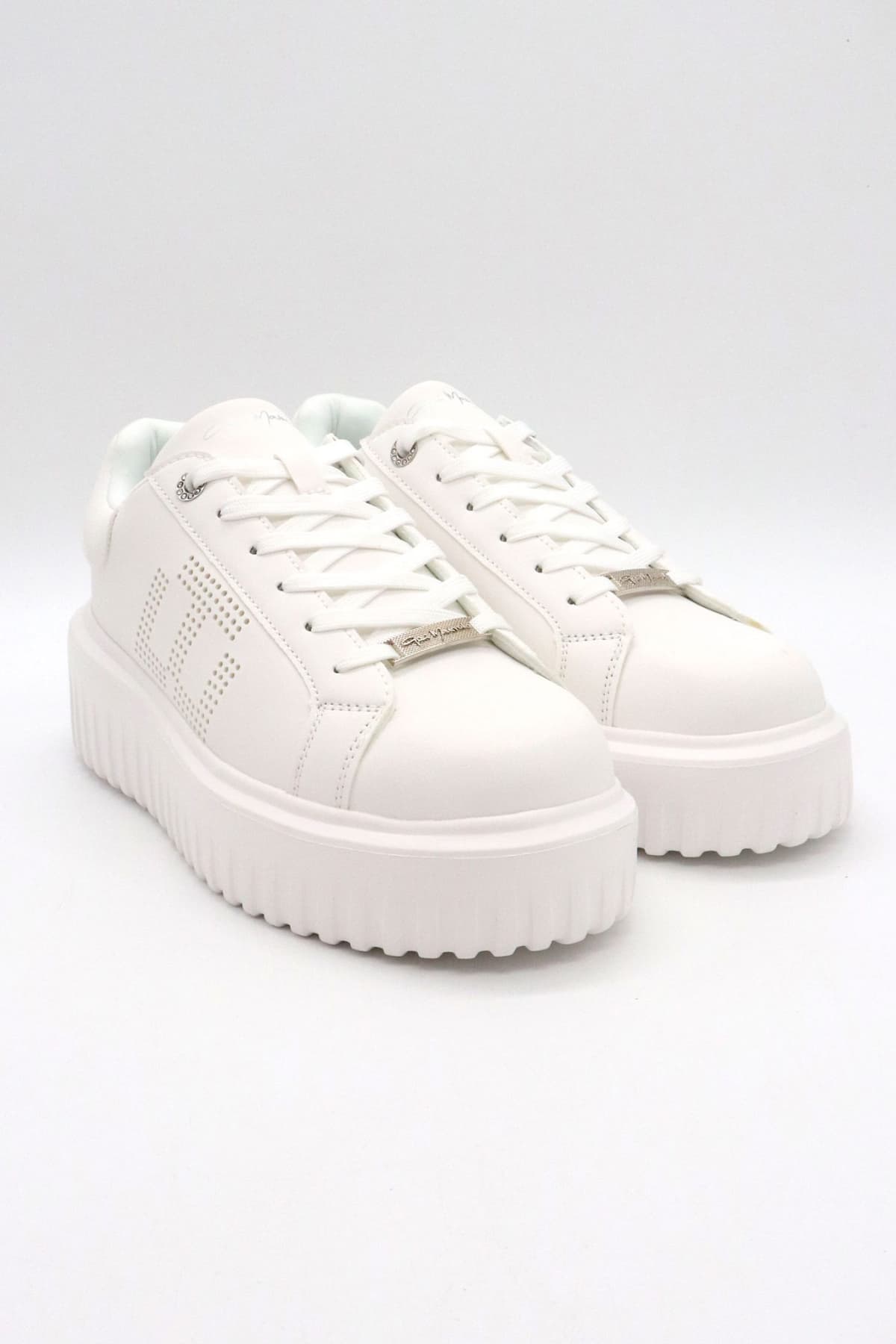 GAI MATTIOLO ΠΑΠΟΥΤΣΙΑ SNEAKERS MΕΤΑΛΛΙΚΟ LOGO ΛΕΥΚΟ