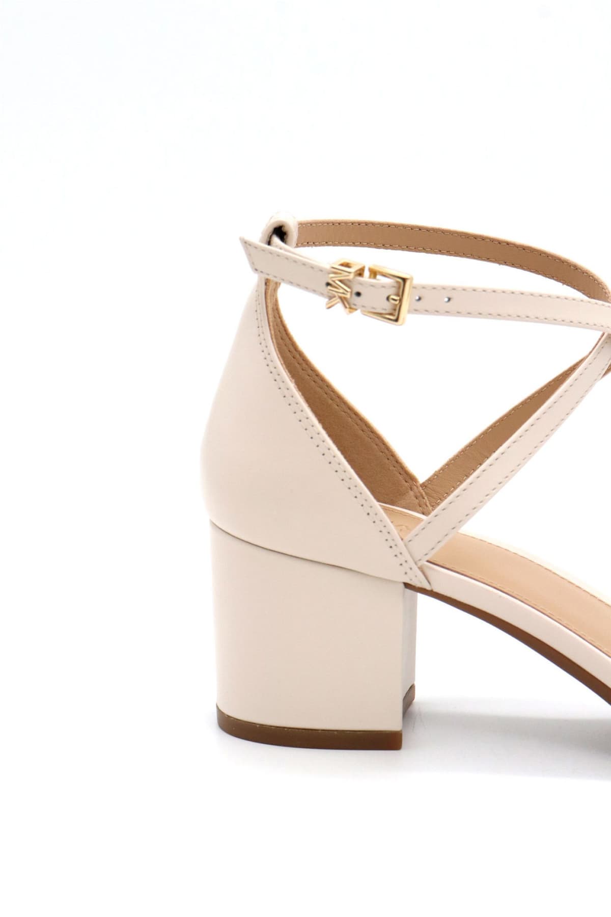 MICHAEL KORS ΠΑΠΟΥΤΣΙΑ ΠΕΔΙΛΑ SERENA FLEX SANDAL ΜΕΤΑΛΛΙΚΟ LOGO ΚΡΕΜ