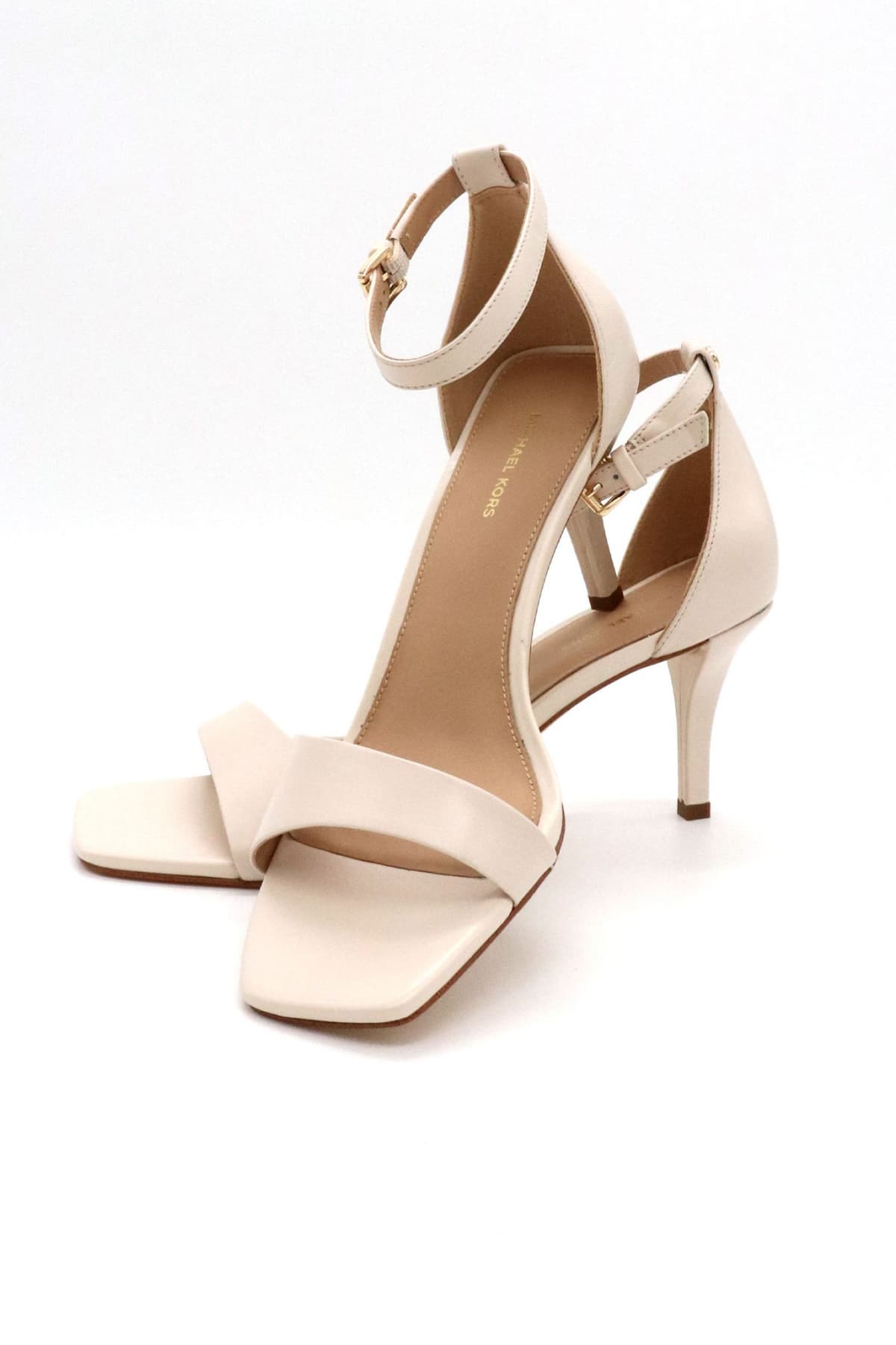 MICHAEL KORS ΠΑΠΟΥΤΣΙΑ ΠΕΔΙΛΑ JAIDA HEELED SANDAL LOGO ΚΡΕΜ