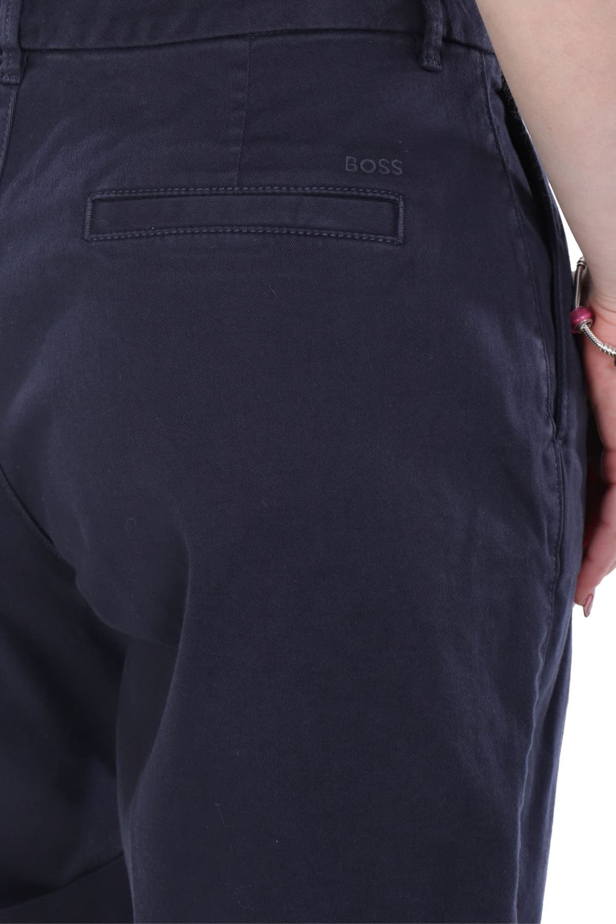 BOSS ΒΕΡΜΟΥΔΑ C_TAGGIE1-D ΣΚΟΥΡΟ ΜΠΛΕ