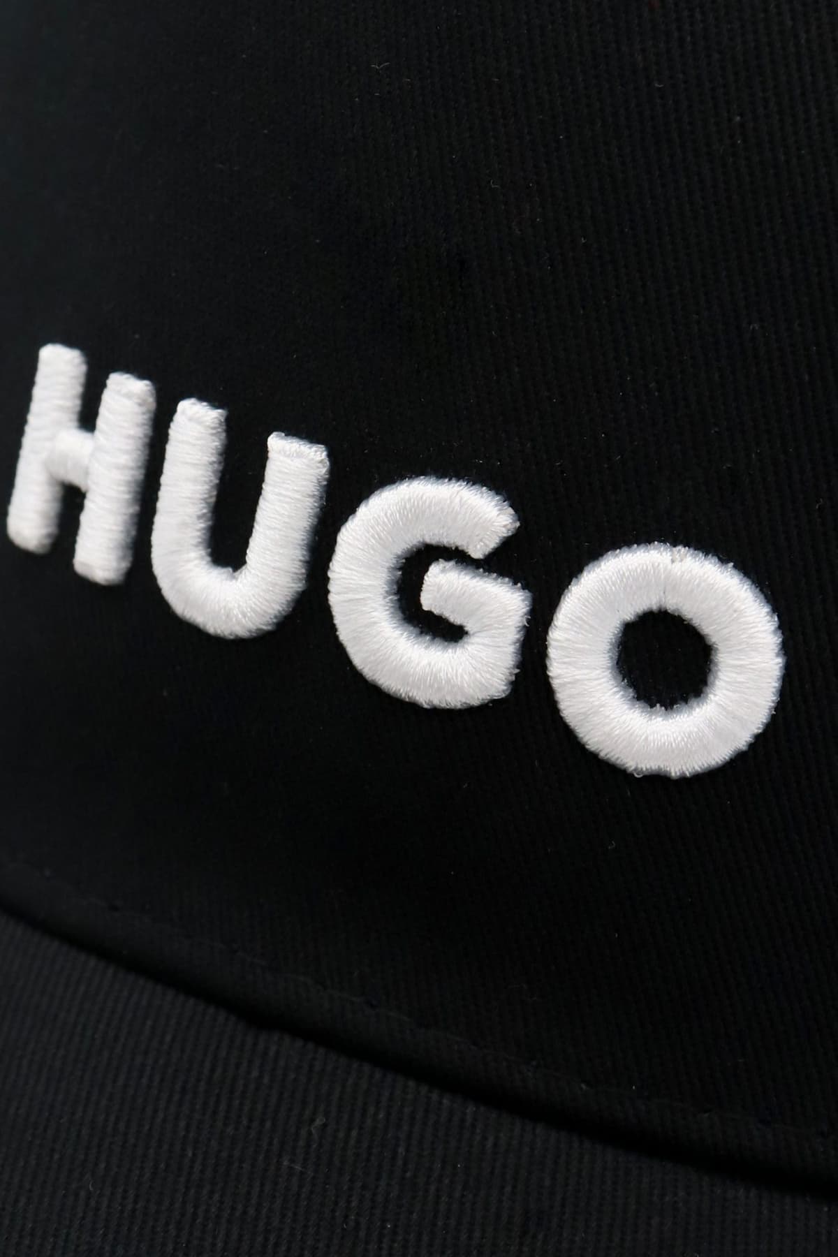 HUGO ΚΑΠΕΛΟ JUDE ΜΑΥΡΟ-ΛΕΥΚΟ