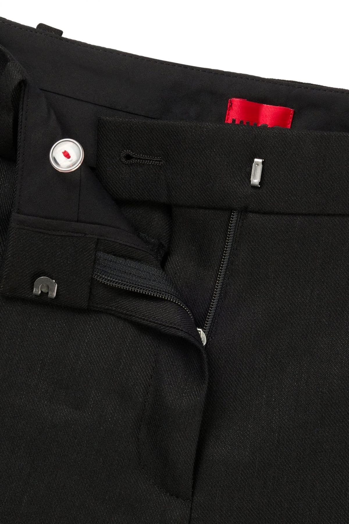 HUGO ΠΑΝΤΕΛΟΝΙ HALATI ΠΙΕΤΑ ΜΑΥΡΟ