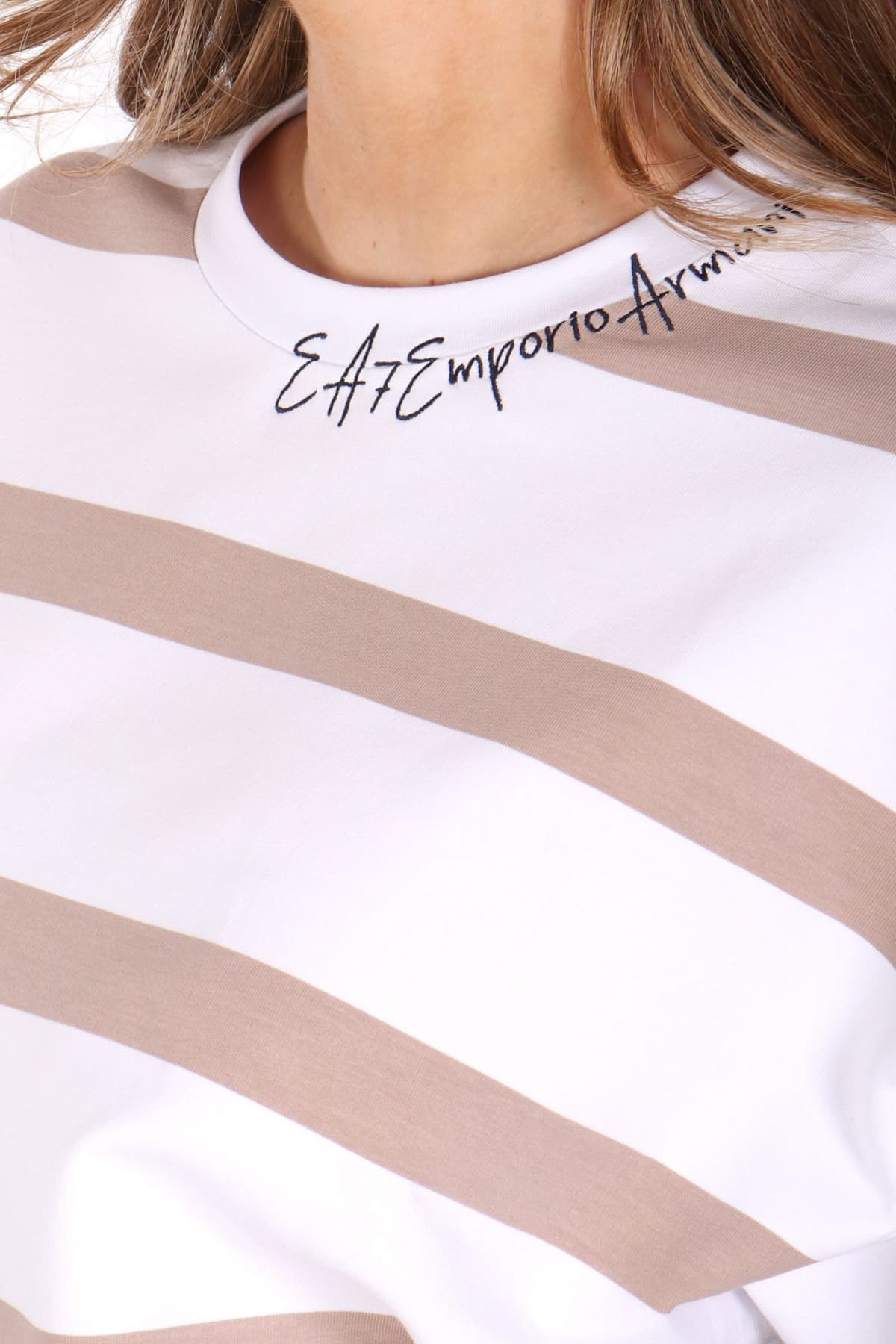 ARMANI 7 ΦΟΥΤΕΡ CREWNECK LOGO ΡΙΓΕ ΛΕΥΚΟ-ΜΠΕΖ