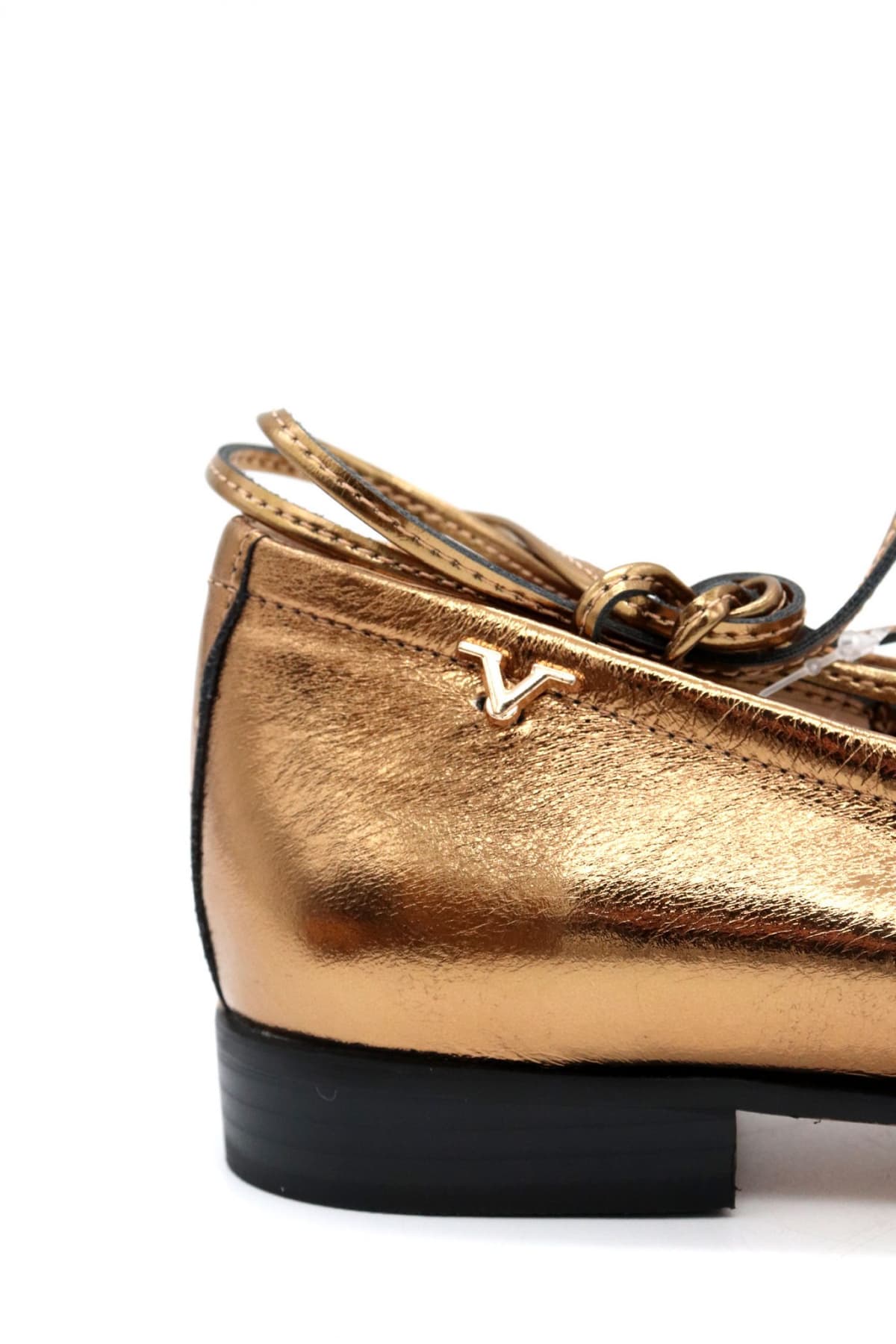 V 19.69 ΠΑΠΟΥΤΣΙΑ MΠΑΛΑΡΙΝΕΣ LOGO ΜΠΡΟΝΖΕ