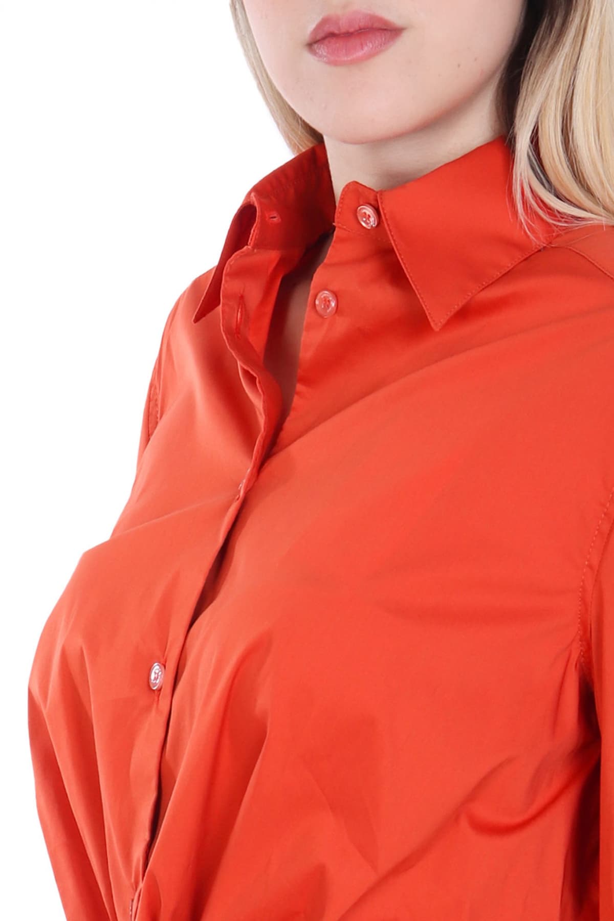 LIVIANA CONTI ΠΟΥΚΑΜΙΣΟ ΔΕΣΙΜΟ ΚΑΤΩ ΕΚΑΙ