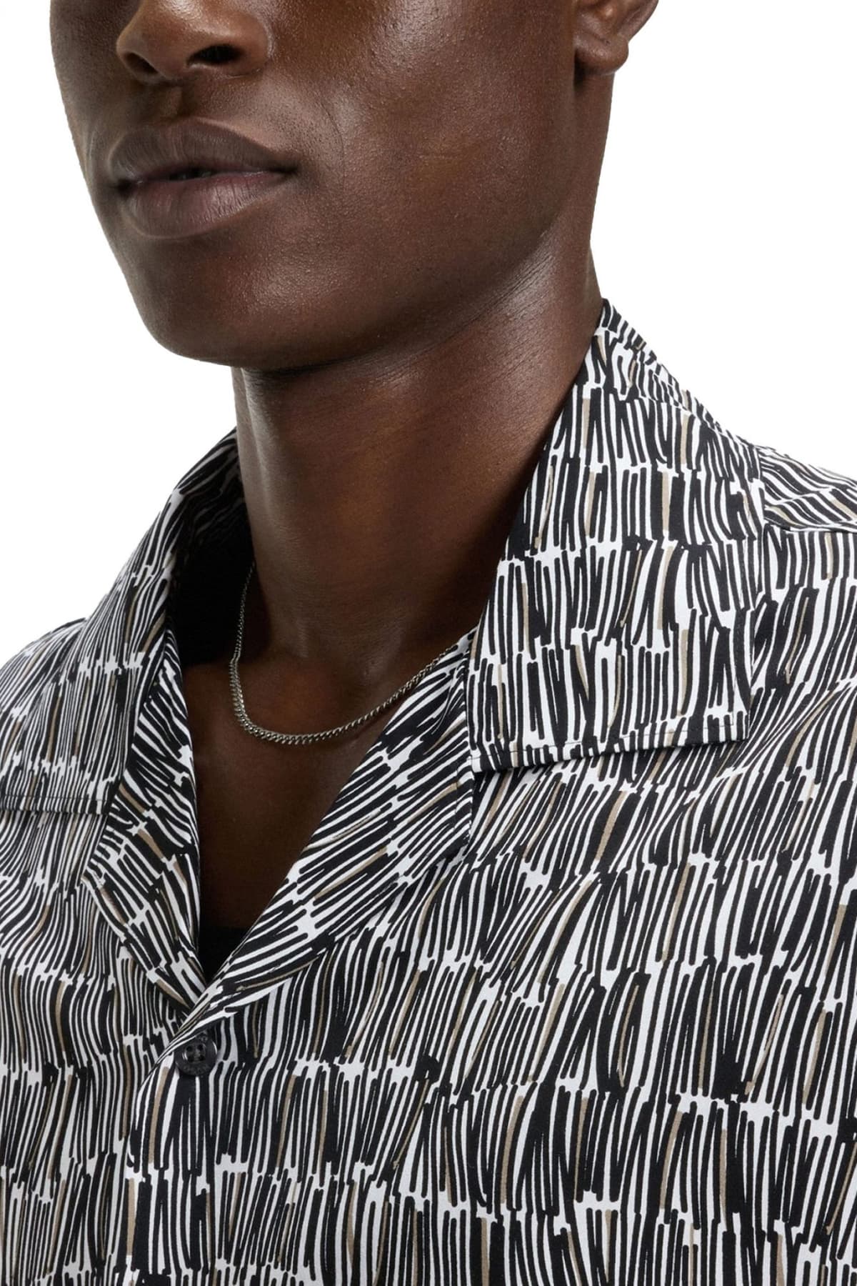 HUGO ΠΟΥΚΑΜΙΣΟ ΚΟΝΤΟΜΑΝΙΚΟ ESPINO ΕΜΠΡΙΜΕ ΜΑΥΡΟ-ΛΕΥΚΟ