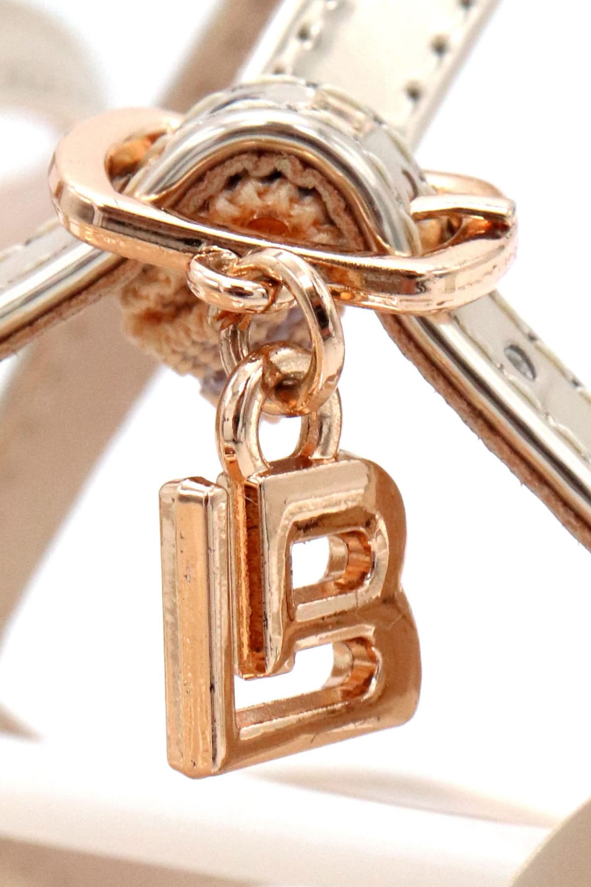 LAURA BIAGIOTTI ΠΑΠΟΥΤΣΙΑ ΠΕΔΙΛΑ ΛΟΥΡΑΚΙ LOGO ΜΕΤΑΛΛΙΚΟ ΧΡΥΣΟ