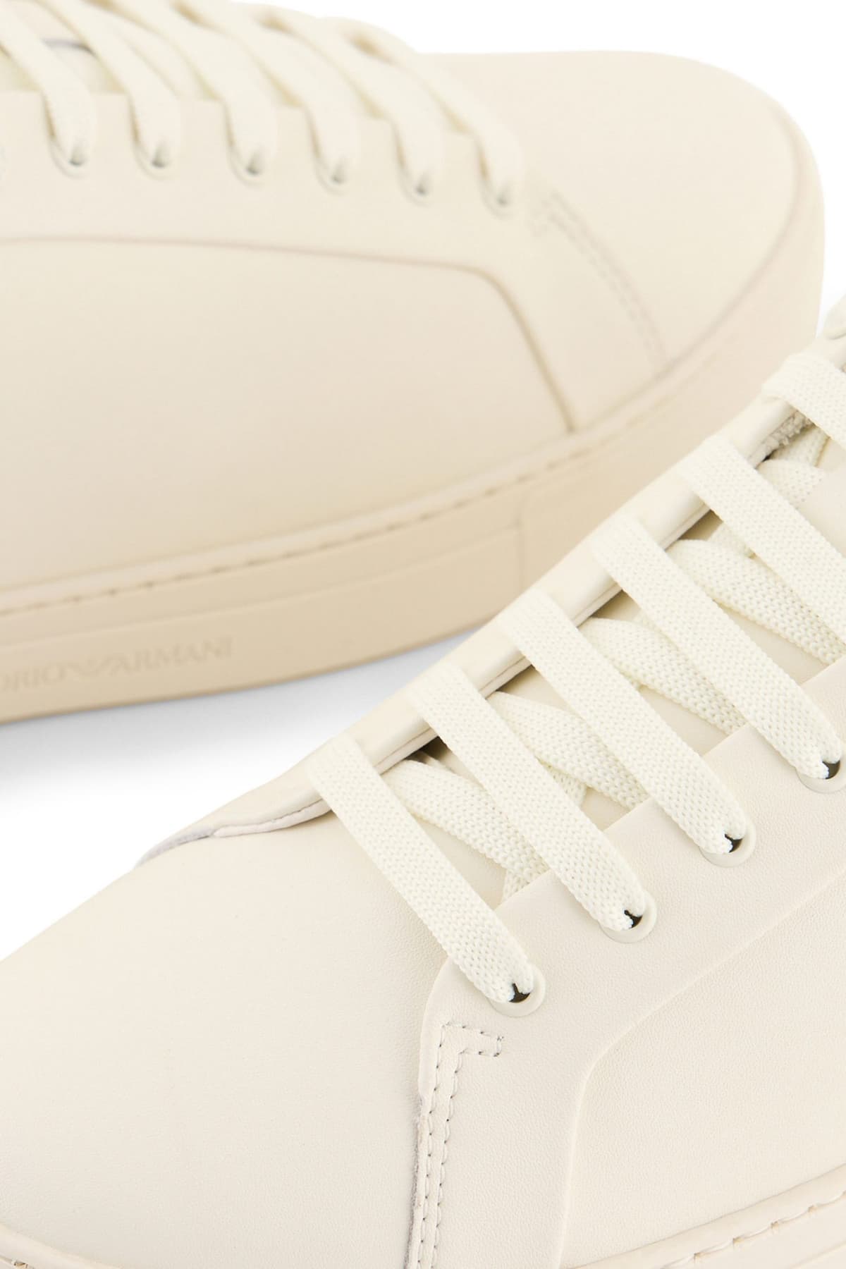 EMPORIO ARMANI ΠΑΠΟΥΤΣΙΑ SNEAKERS LOGO ΛΕΥΚΟ