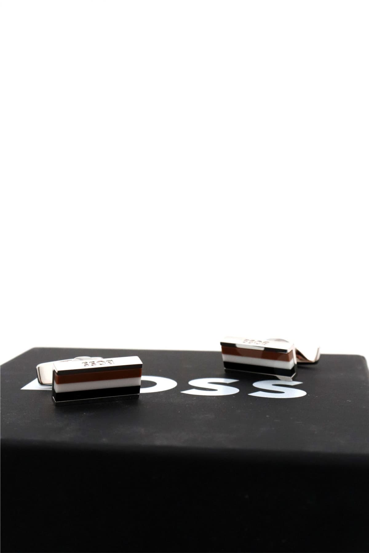 BOSS ΜΑΝΙΚΕΤΟΚΟΥΜΠΟ Β-ICONICS-CUF ΜΠΕΖ