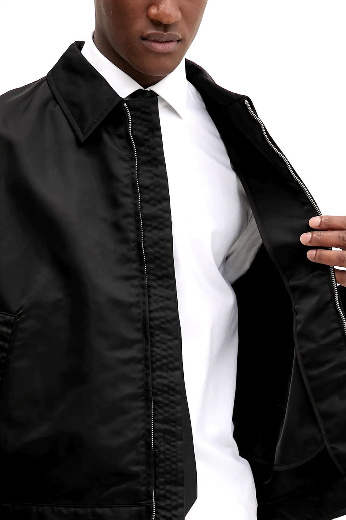 HUGO ΜΠΟΥΦΑΝ BELTO2531 LOGO ΜΕΤΑΛΛΙΚΟ ΜΑΥΡΟ