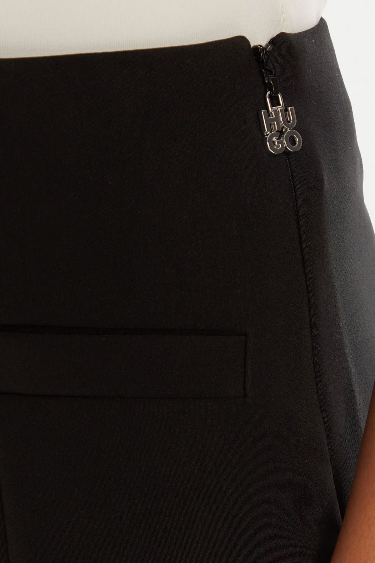 HUGO ΠΑΝΤΕΛΟΝΙ HALARAN LOGO ΜΑΥΡΟ