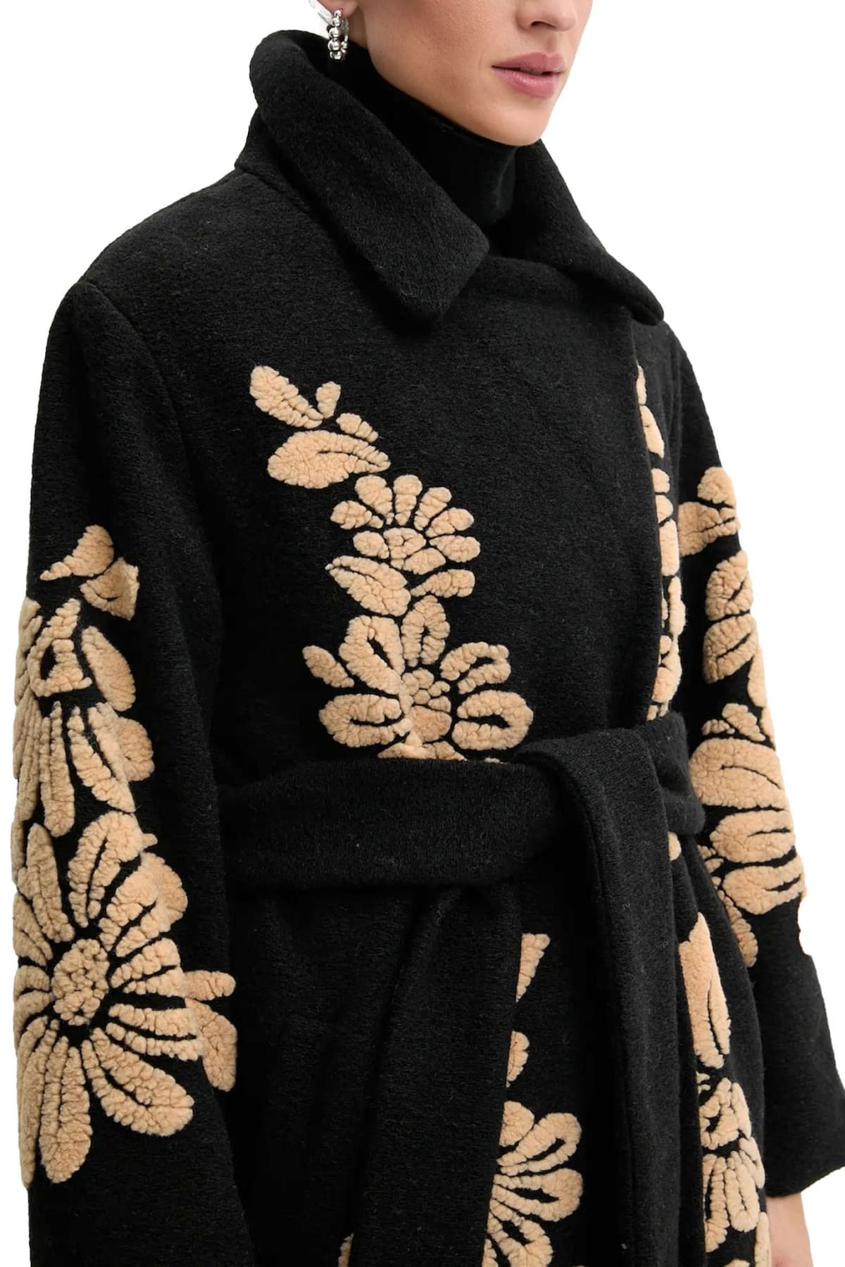 FARM RIO ΠΑΛΤΟ BOLD FLOWERS ΑΠΟΣΠΩΜΕΝΗ ΖΩΝΗ ΤΣΕΠΕΣ ΜΑΥΡΟ-ΜΠΕΖ