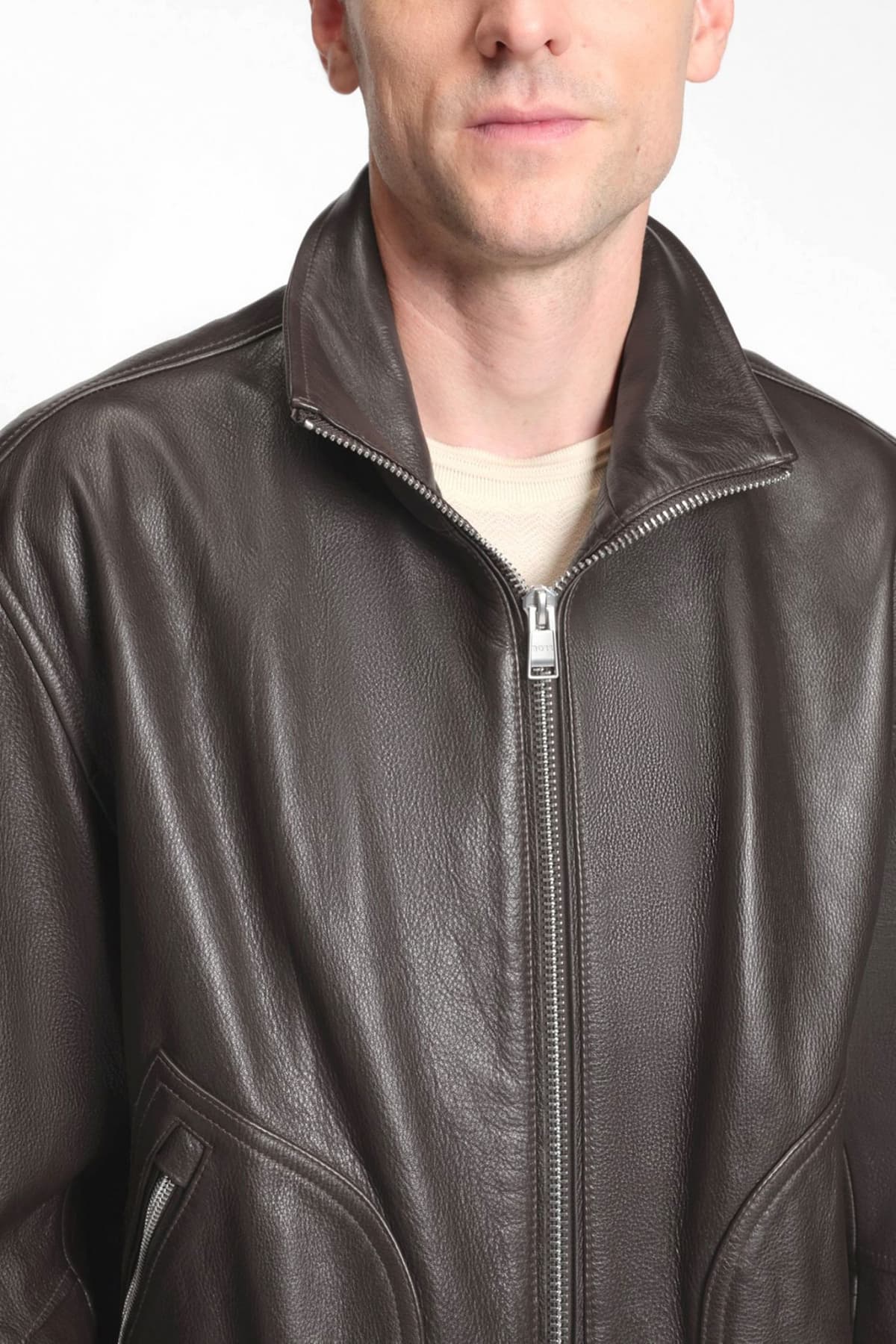 BOSS ΜΠΟΥΦΑΝ ΔΕΡΜΑ BOMBER C-MANDER ΚΑΦΕ