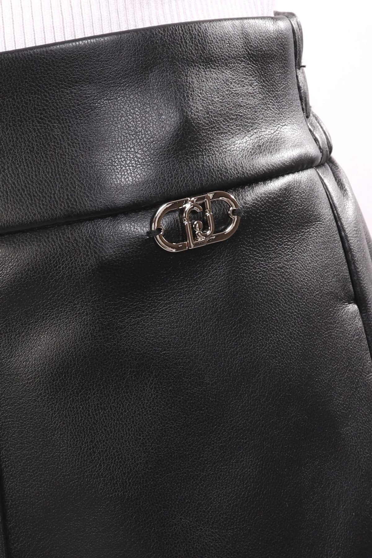 LIU-JO ΠΑΝΤΕΛΟΝΙ FAUX LEATHER ΛΑΣΤΙΧΟ LOGO ΜΕΤΑΛΛΙΚΟ ΤΣΕΠΕΣ ΜΑΥΡΟ