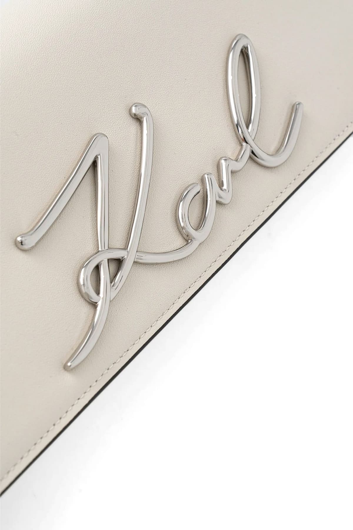 KARL LAGERFELD ΤΣΑΝΤΑ ΦΑΚΕΛΟΣ ΔΕΡΜΑ K/SIGNATURE 2.0 SLIM CLUTCH LOGO ΜΕΤΑΛΛΙΚΟ ΕΚΡΟΥ