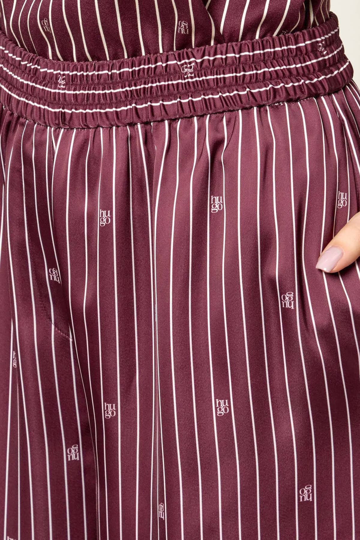 HUGO ΠΑΝΤΕΛΟΝΙ HASABELLA-2 ΡΙΓΕ ALL OVER LOGO ΜΠΟΡΝΤΩ