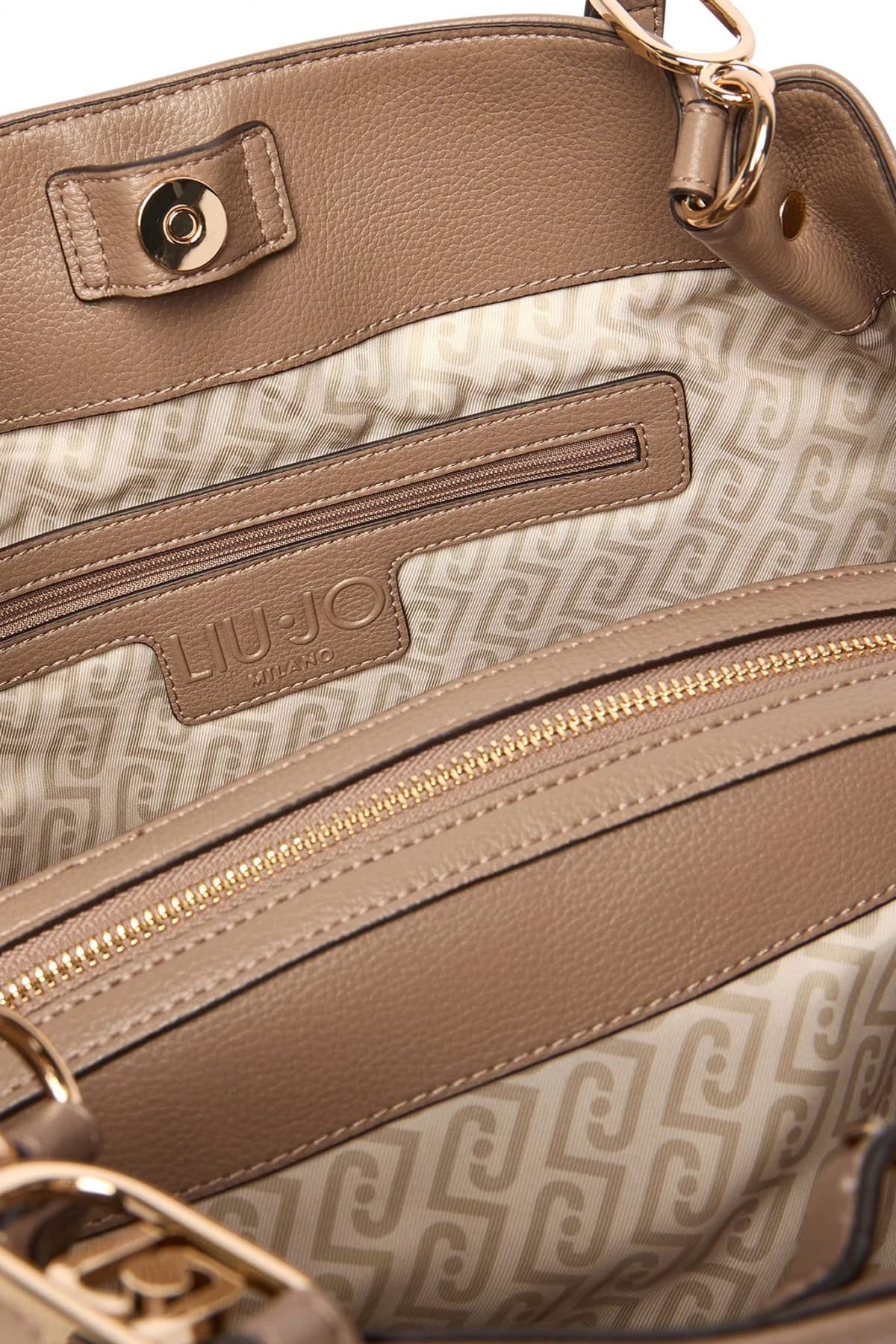 LIU-JO BETTER ΤΣΑΝΤΑ ΩΜΟΥ CIRRY LOGO ΜΕΤΑΛΛΙΚΟ ΑΝΟΙΧΤΟ ΚΑΦΕ