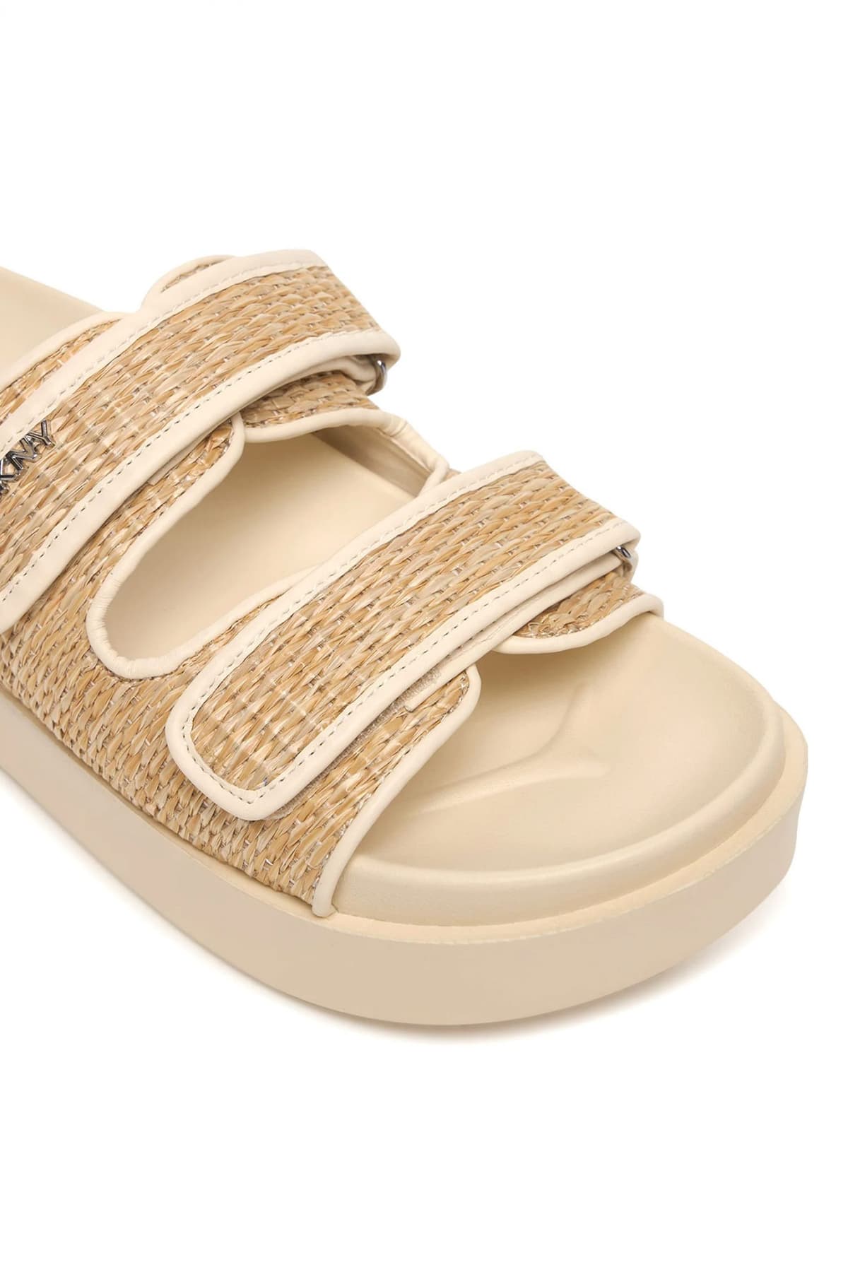 DKNY ΠΑΠΟΥΤΣΙΑ ΠΑΝΤΟΦΛΕΣ PIPER PLATFORM SAN LOGO ΜΠΕΖ