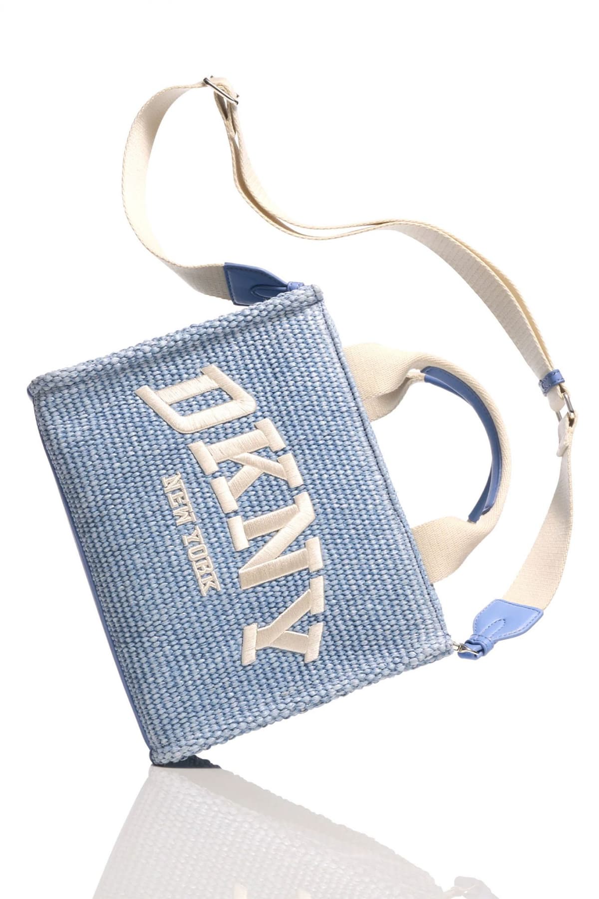 DKNY ΤΣΑΝΤΑ ΧΕΙΡΟΣ/CROSSBODY HADLEE SM TOTE ΨΑΘΙΝΗ LOGO ΣΙΕΛ