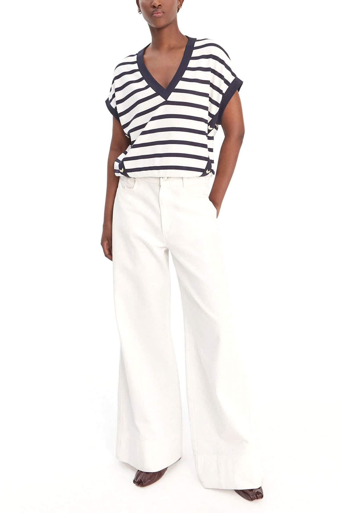 LIU-JO T-SHIRT V-NECK ΡΙΓΕ ΛΕΠΤΟΜΕΡΕΙΕΣ ΜΕΤΑΛΛΙΚΕΣ ΕΚΡΟΥ-ΜΠΛΕ