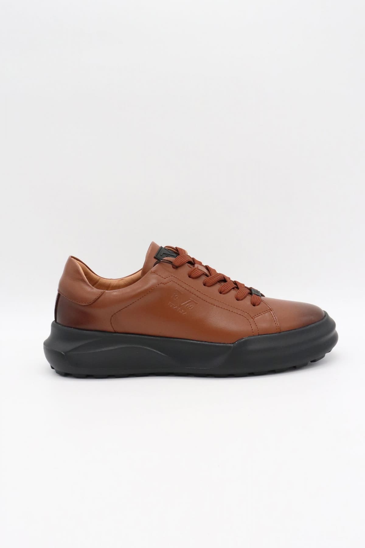 V 19.69 ΠΑΠΟΥΤΣΙ SNEAKERS ΜΑΥΡΟ