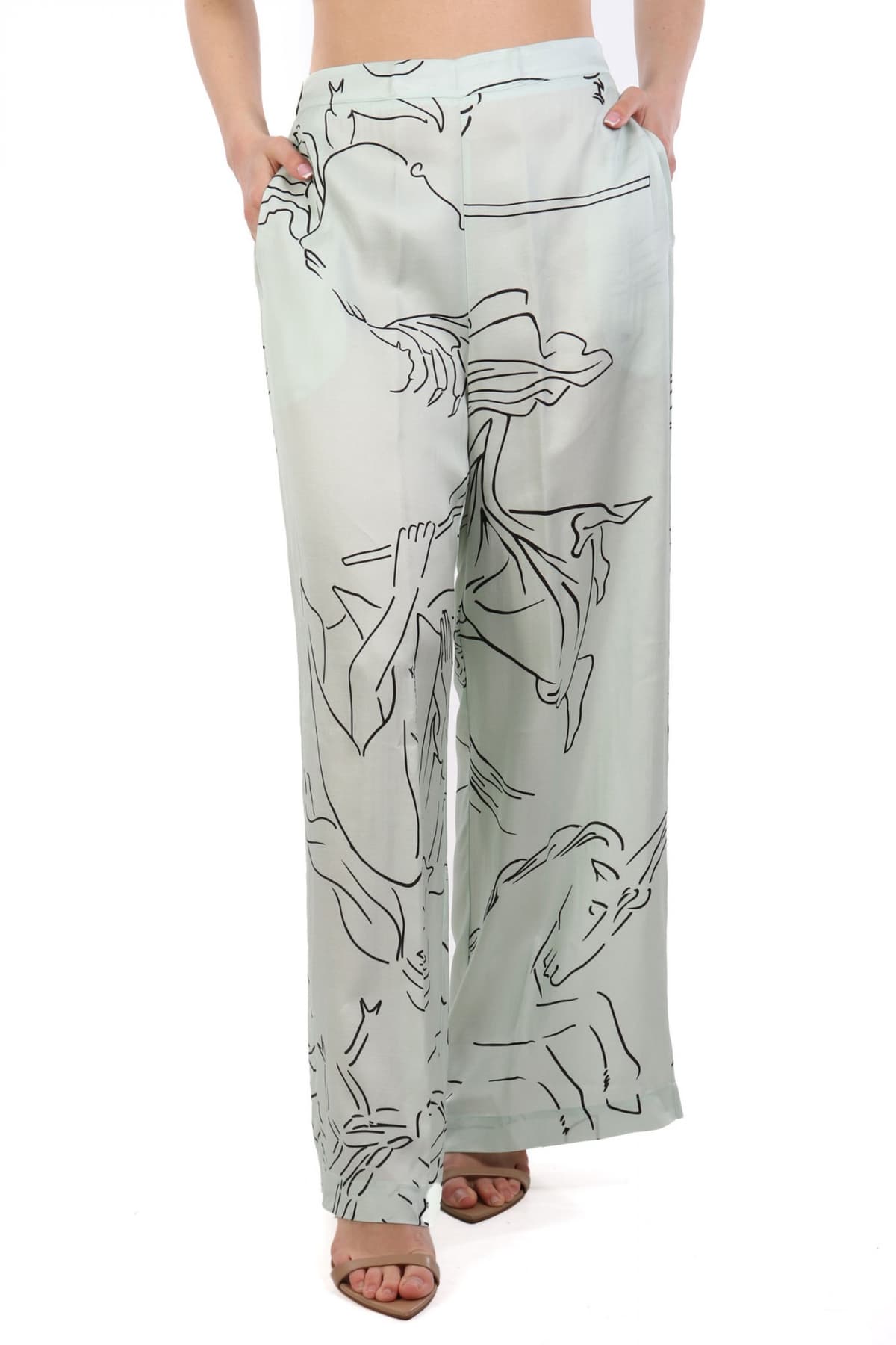 LIVIANA CONTI ΠΑΝΤΕΛΟΝΑ ΒΕΡΑΜΑΝ