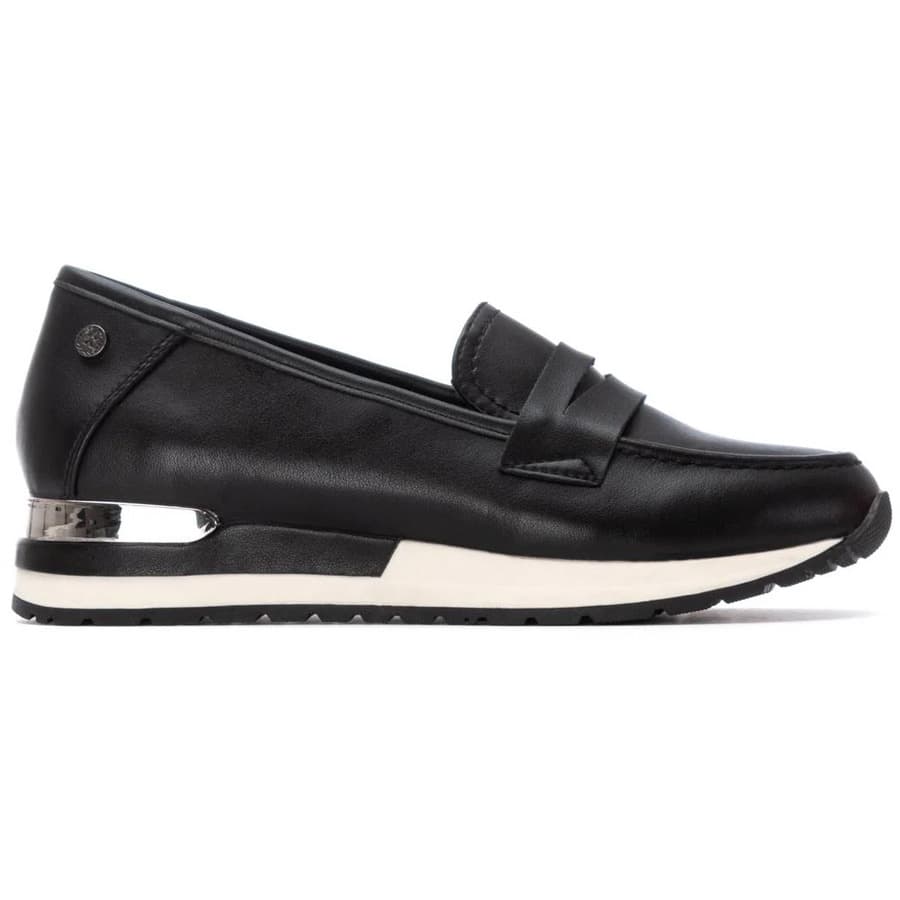 Women's Loafers XTi Black