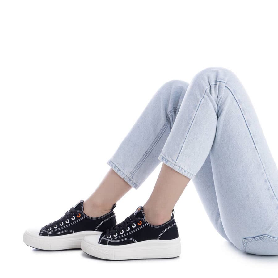 Women's Sneakers Refresh Black