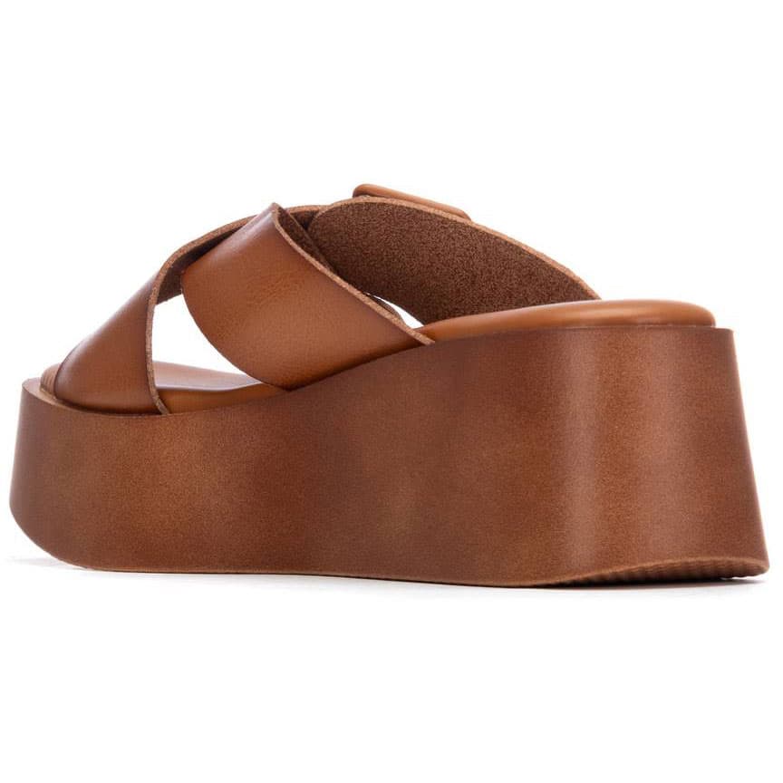 Women's Platforms Refresh Brown
