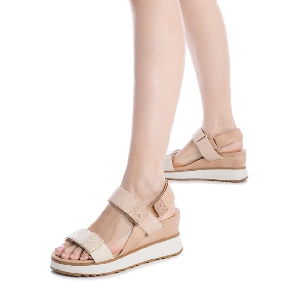 Women's Platforms XTi Beige