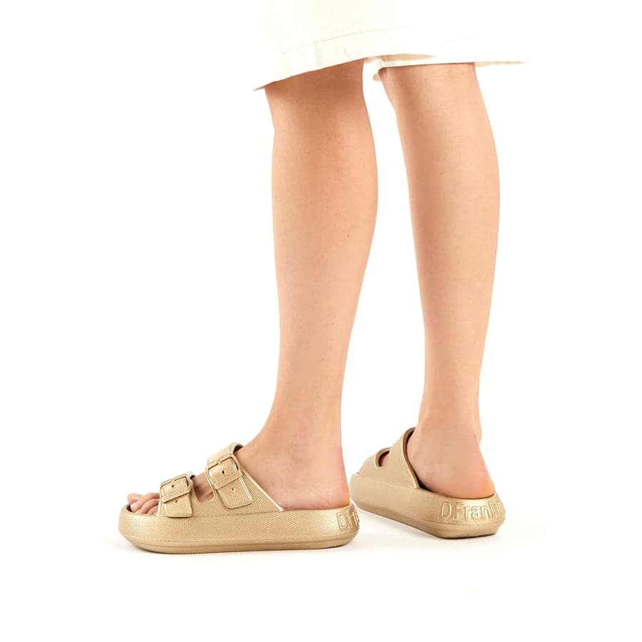 Women's Flip Flops D.Franklin Gold