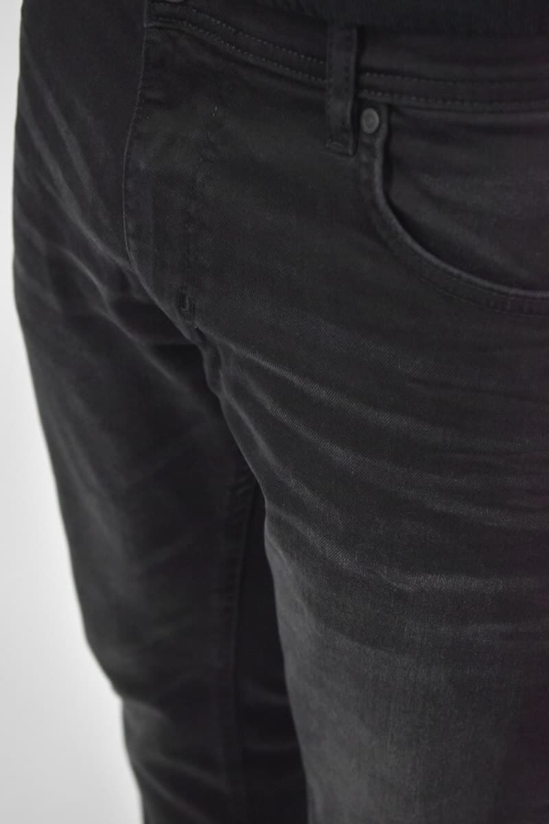 Marcus Τζιν Felix