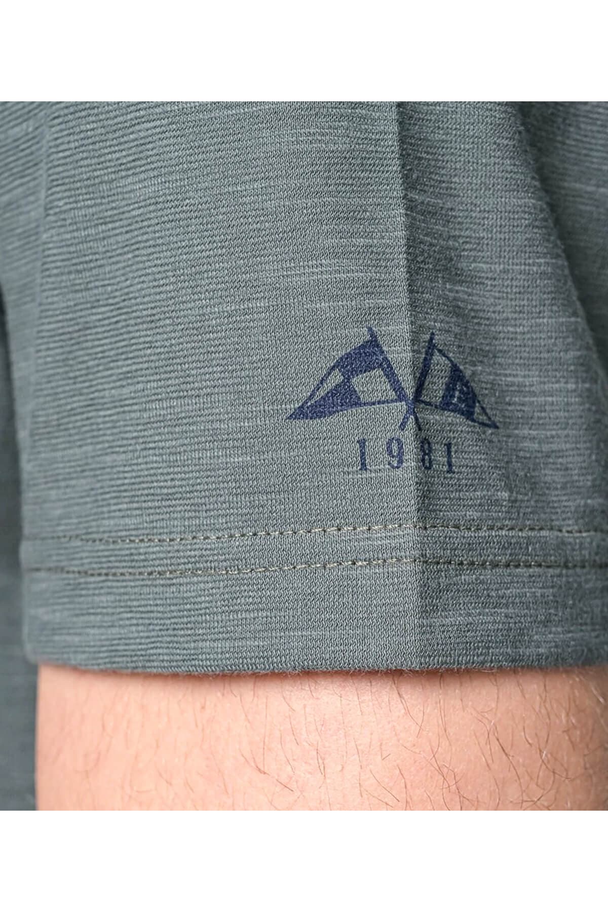 Everbest T-shirt Με Λογότυπο The True South