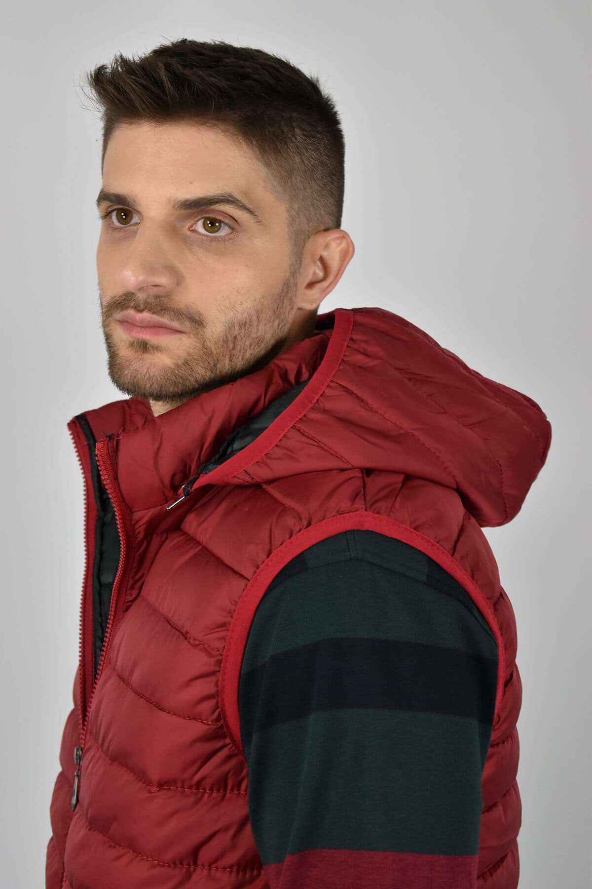 Urbane Fashion Αμάνικο Μπουφάν Με Κουκούλα