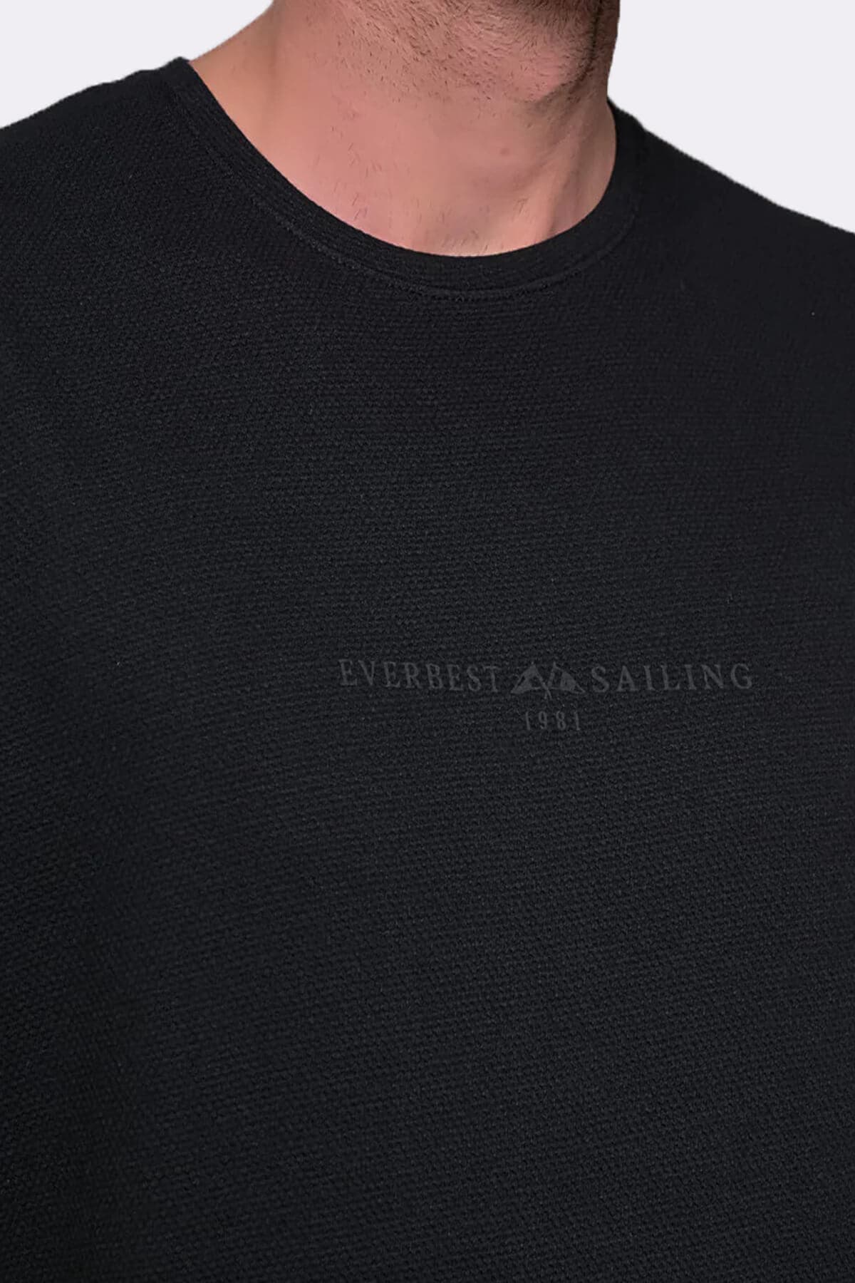 Everbest T-Shirt Με Ανάγλυφο Σχέδιο Novo