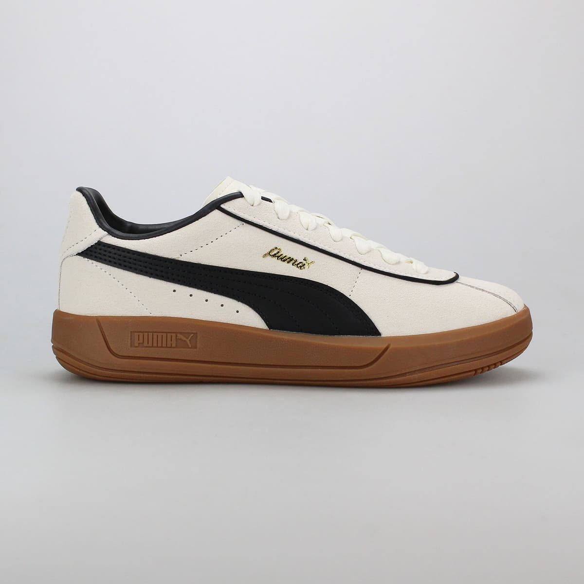 Women's Sports Shoes Puma White