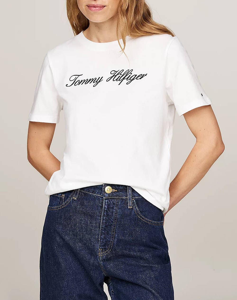 T-shirt με κοντά μανίκια Tommy Hilfiger LOGO C NECK REGULAR FIT T-SHIRT WOMEN