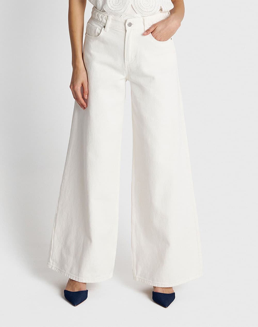 ALE ΠΑΝΤΕΛΟΝΙ 8922975-LEYKO White