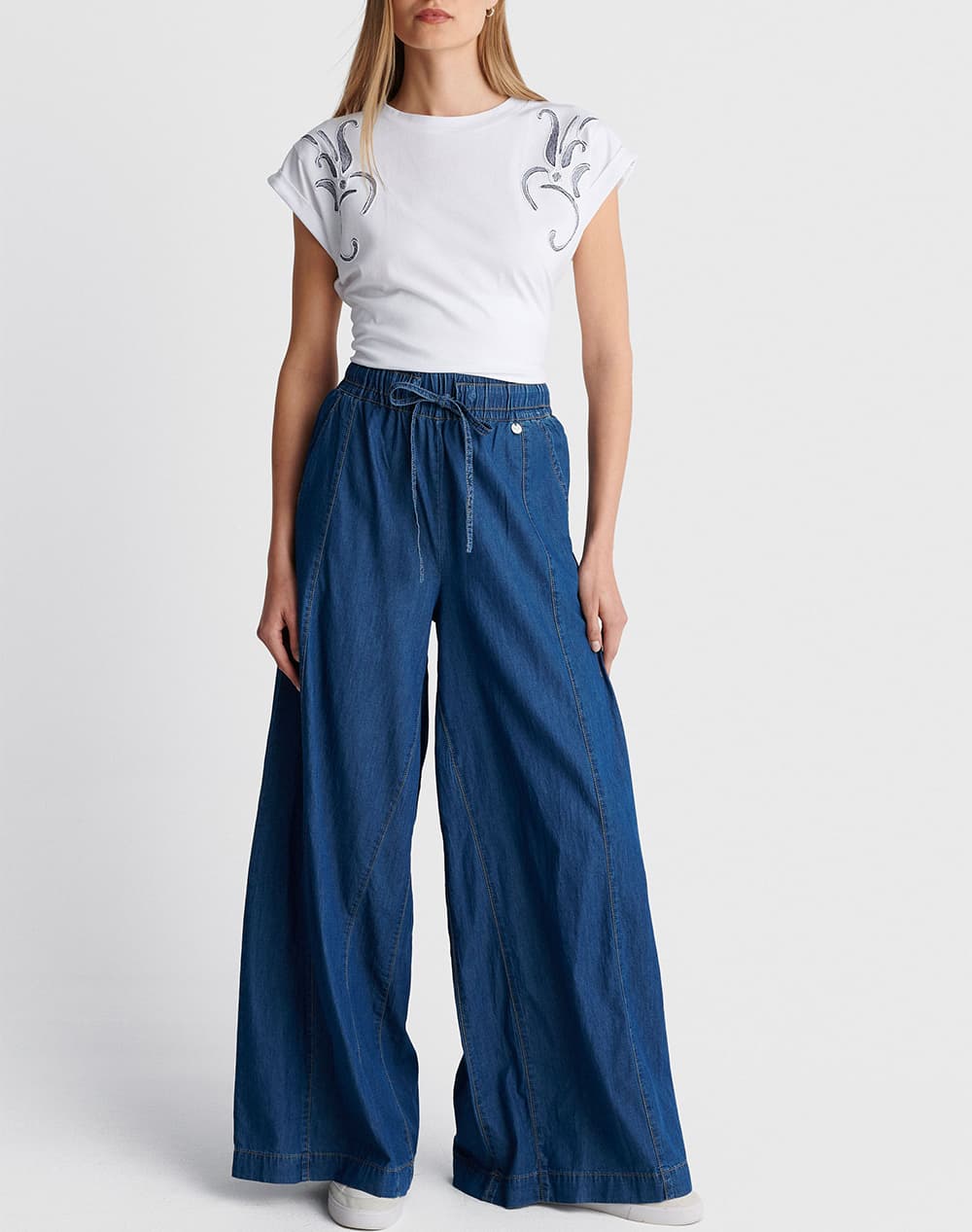 Women's T-Shirts Ale White