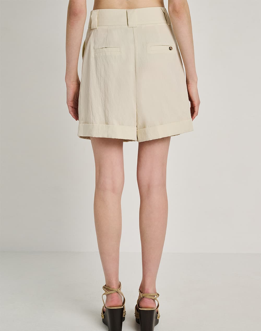 Women's Shorts Staff Beige