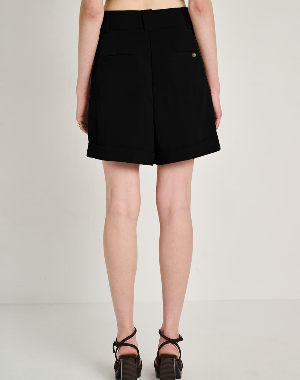 Women's Shorts Staff Black