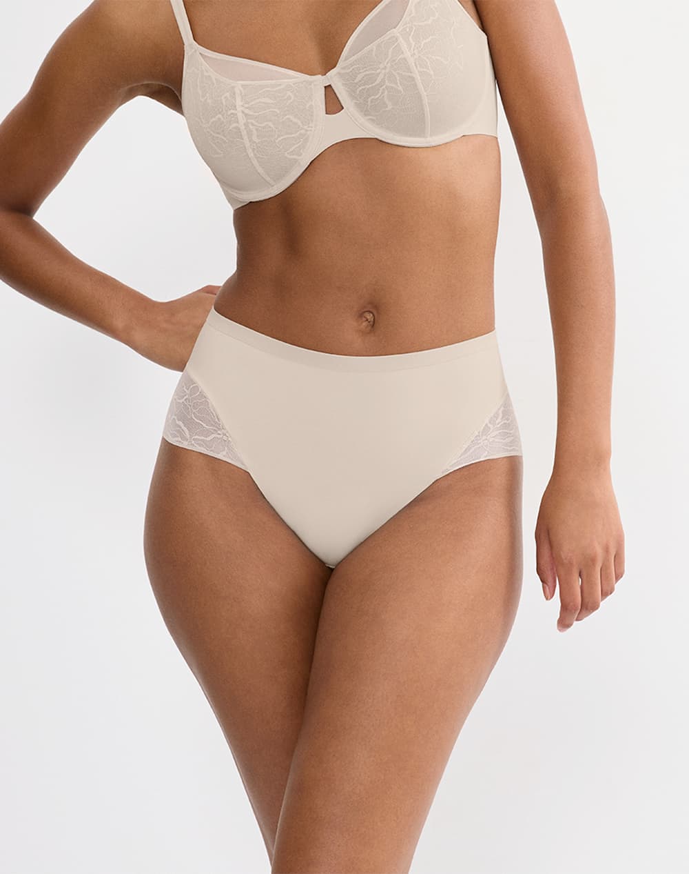 Women's Underwear Triumph Beige