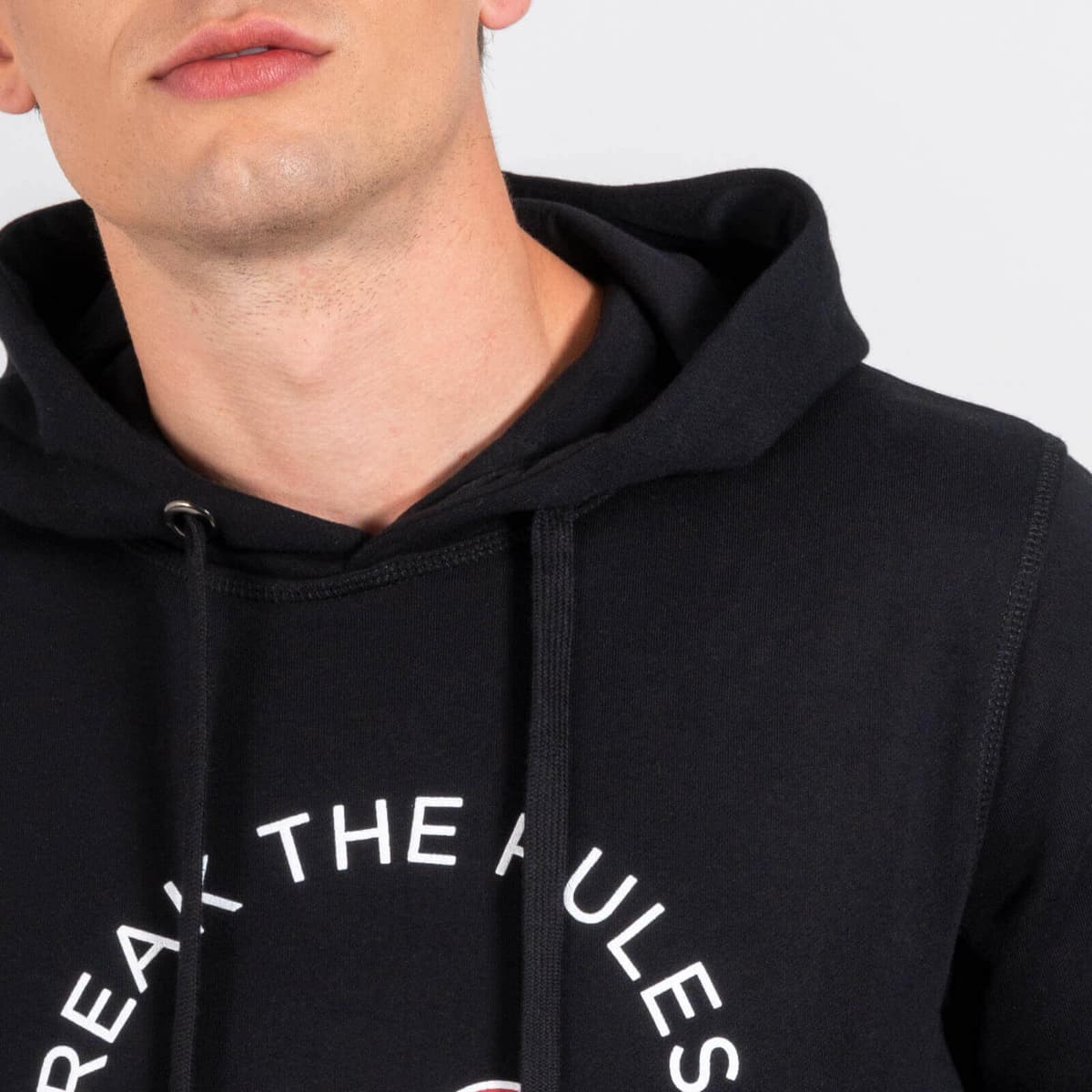 Φούτερ Μαύρο με Κουκούλα (Modern Fit)